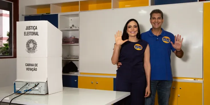 Eduardo Braide e Graziela durante votação no primeiro turno em São Luís